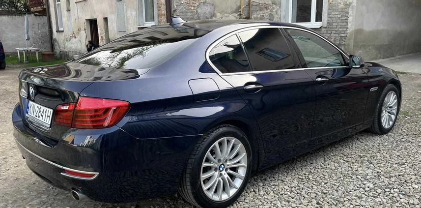 BMW Seria 5 cena 83000 przebieg: 135000, rok produkcji 2013 z Bobolice małe 742